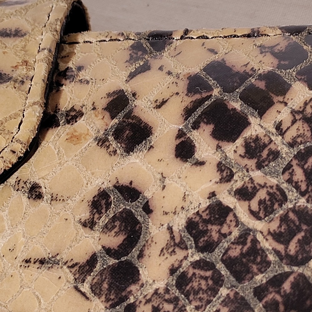 The Find Wallet Python Pattern Leather Wallet Snap Closure - Picture 3 of 16